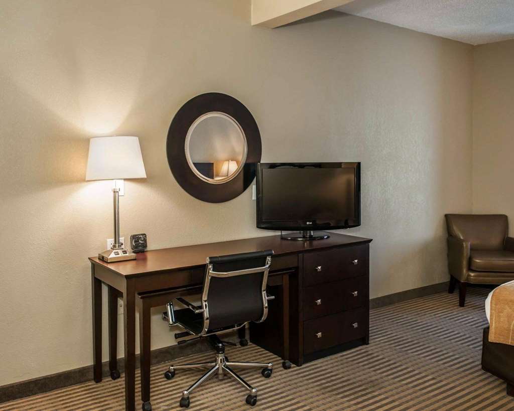 Comfort Area Hotel 3*